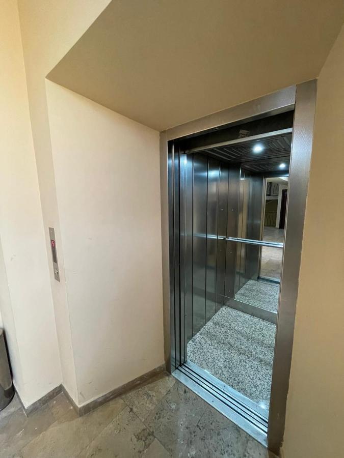 Abovyan Street 16, Apartment No 24 Jerevan Eksteriør billede
