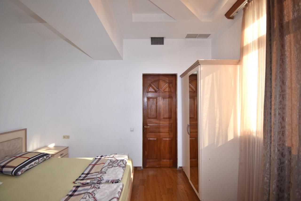 Abovyan Street 16, Apartment No 24 Jerevan Eksteriør billede