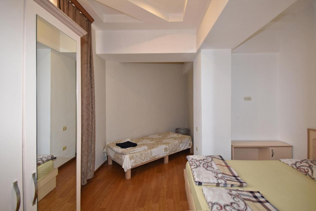 Abovyan Street 16, Apartment No 24 Jerevan Eksteriør billede
