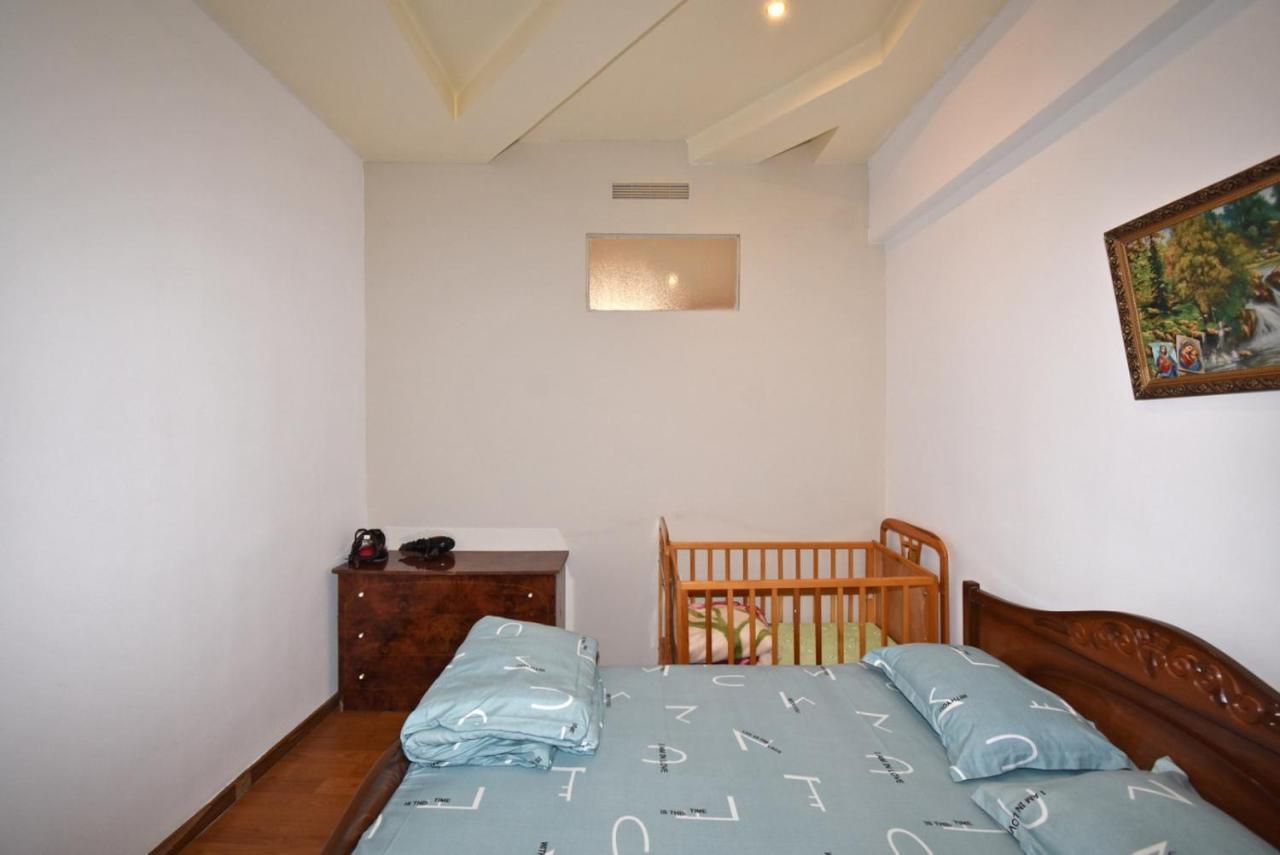 Abovyan Street 16, Apartment No 24 Jerevan Eksteriør billede